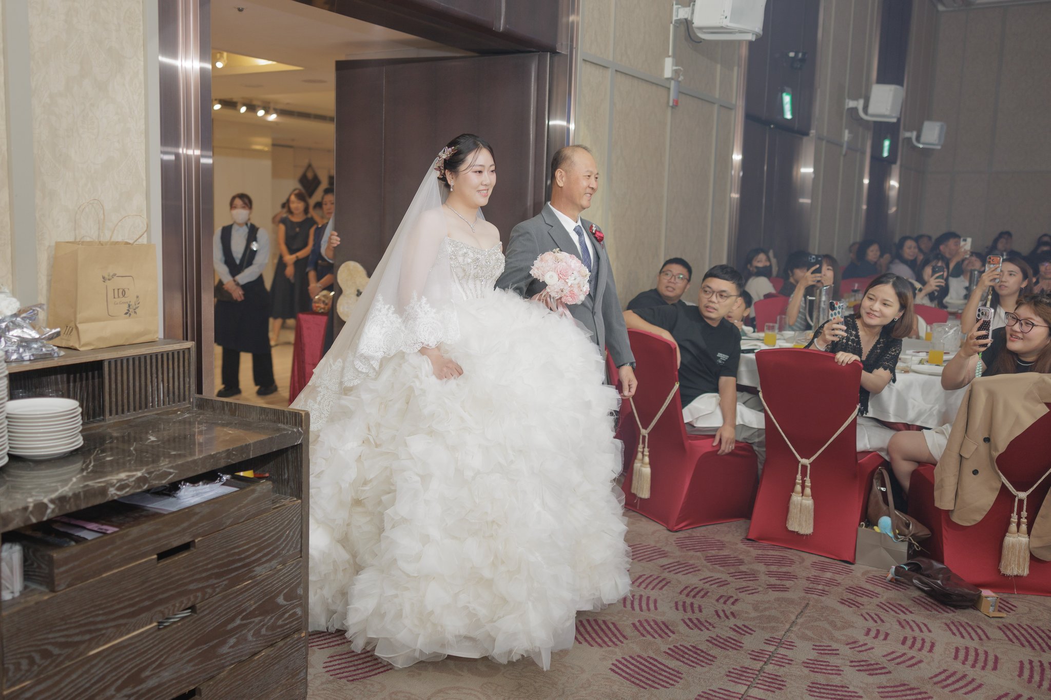 思怡與翰瑜｜婚宴進場與交手｜翰品酒店婚禮紀錄｜深呼吸影像 139