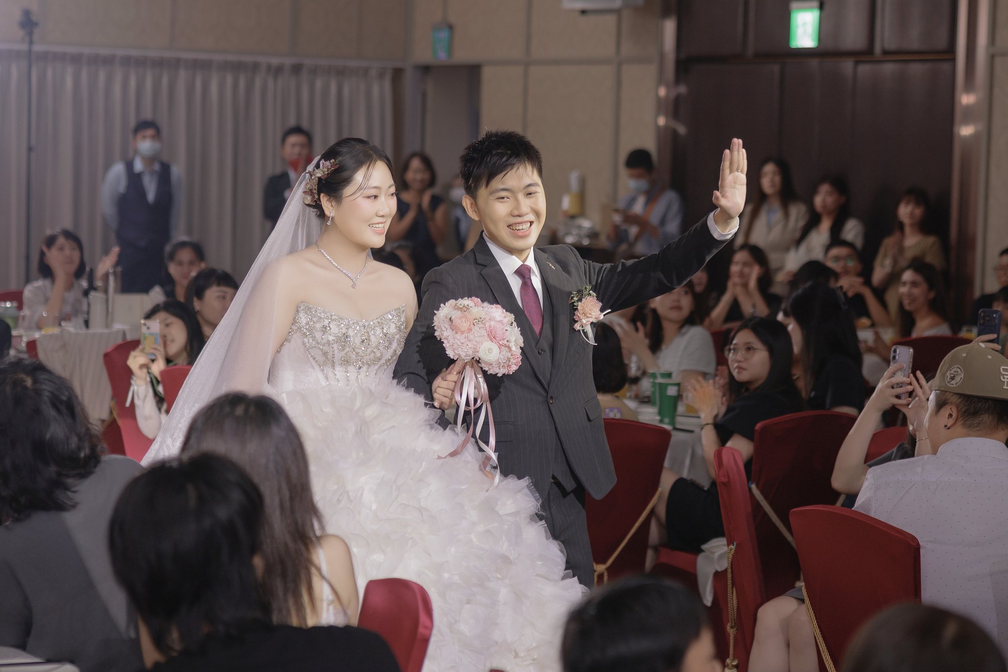 思怡與翰瑜｜婚宴進場與交手｜翰品酒店婚禮紀錄｜深呼吸影像 156