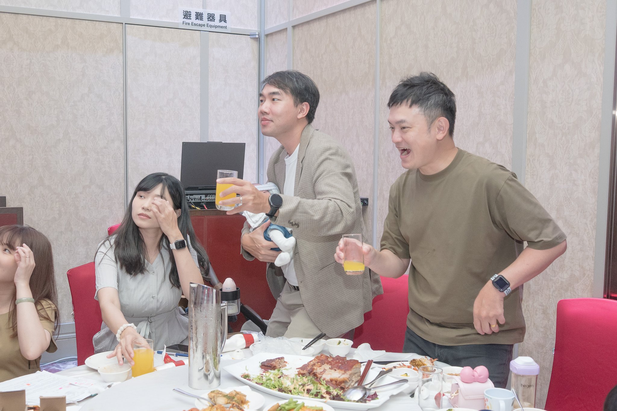 思怡與翰瑜｜二進互動與敬酒｜翰品酒店婚禮紀錄｜深呼吸影像 204