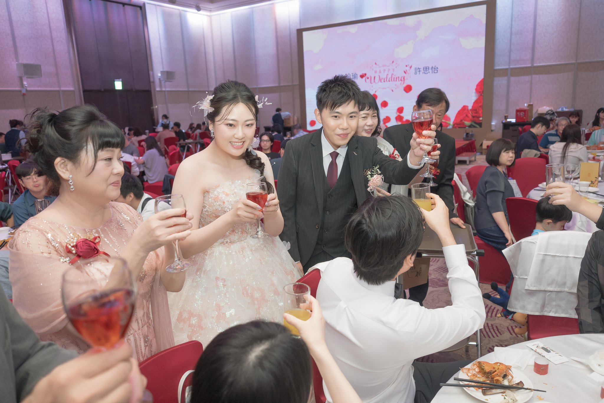 思怡與翰瑜｜二進互動與敬酒｜翰品酒店婚禮紀錄｜深呼吸影像 208