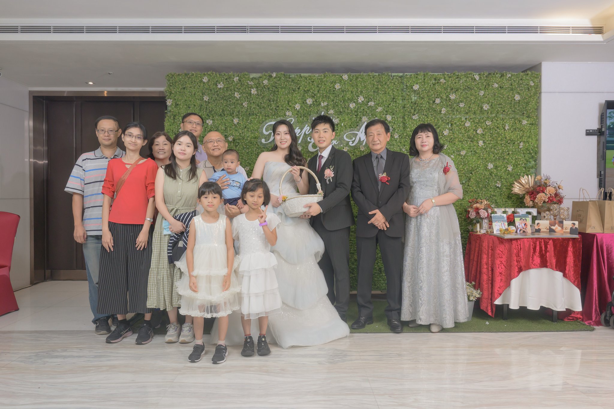 思怡與翰瑜｜送客與圓滿合影｜翰品酒店婚禮紀錄｜深呼吸影像 241
